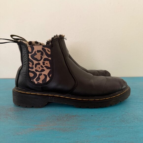 Dr. Martens Kids 2976 Leonore Y Boots Black Smooth Finish Leopard Size 3 - Picture 1 of 10